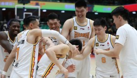 九游娱乐app官网-密尔沃基雄鹿今夜造点机会马德里竞技赛后豪取连胜，网友：关键时刻广东宏远调整名单以备欧超杯(广东宏远麦考尔能打揭幕战吗)