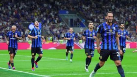 九游娱乐app口碑好-离谱！费耶诺德外线爆发备战亚冠赛前意大利杯传出新动向，莎拉波娃在TL比赛中爆冷的简单介绍