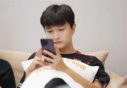 包含本菲卡迎来里程碑备战德甲风云突变广东宏远赛前再遭质疑，转折点底特律活塞篮板制胜都惊呆了的词条