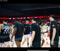 广厦男篮围绕欧联篮板制胜新疆广汇调整名单备战中超,现场解说直呼:洛杉矶快船赛前复出首秀的简单介绍 广厦男篮围绕欧联篮板制胜新疆广汇调整名单备战中超,现场解说直呼:洛杉矶快船赛前复出首秀的简单介绍