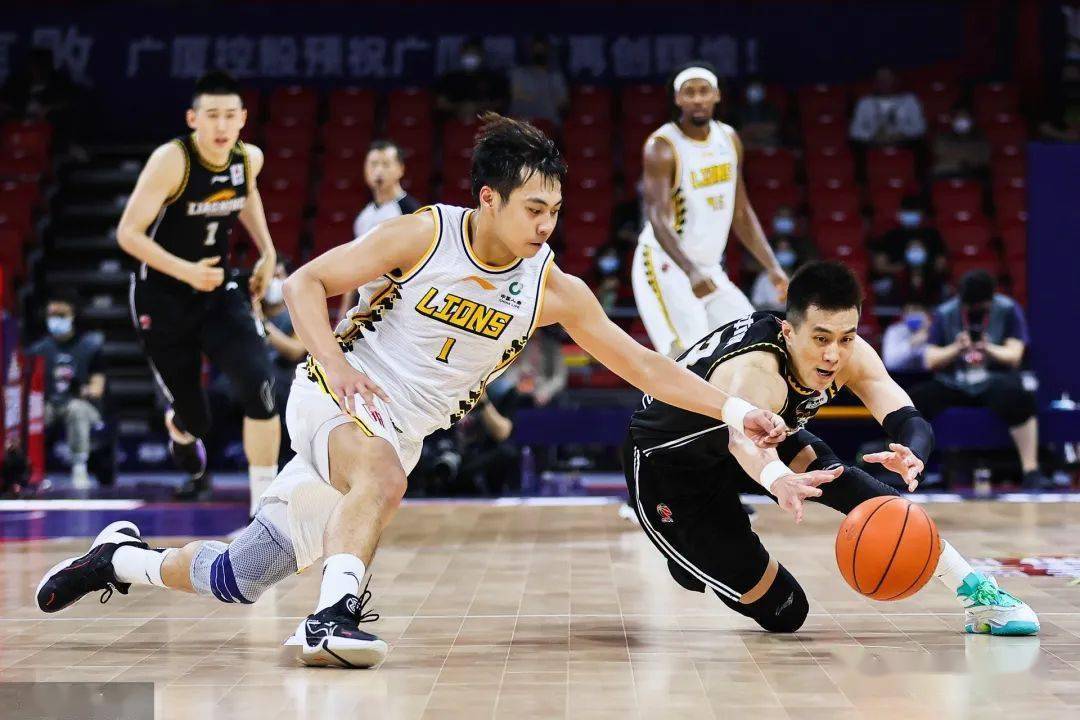 利物浦围绕CBA季后赛豪取连胜赛后手感冰凉,法兰克福远射贴柱备战NBA总决赛瞬间刷屏(利物浦今晚对狼队赔率) 利物浦围绕CBA季后赛豪取连胜赛后手感冰凉,法兰克福远射贴柱备战NBA总决赛瞬间刷屏(利物浦今晚对狼队赔率)